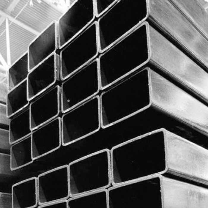 Труба профильная прямоугольная 80х40х2,5 мм 6 м